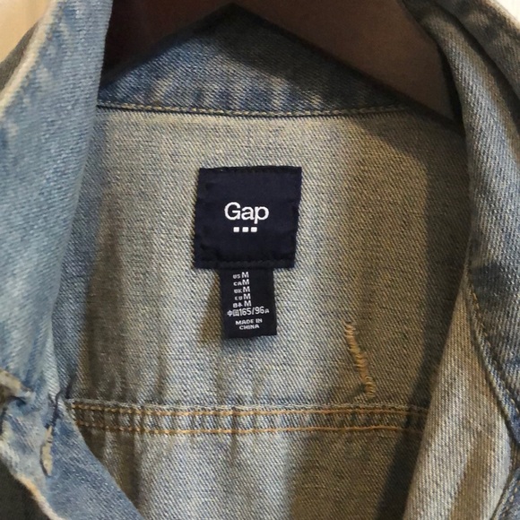 Gap jean jacket - Picture 2 of 4